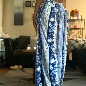 Floral flowery pants with pockets and adjustable belt